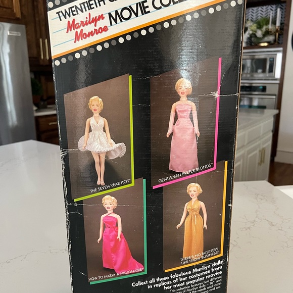 VTG 20th Century Fox Marilyn Monroe Doll - Theres No Business Like Show Business - Picture 5 of 9